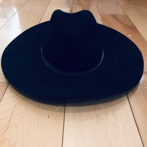 Other - FREE PEOPLE HAT Other - FREE PEOPLE HAT